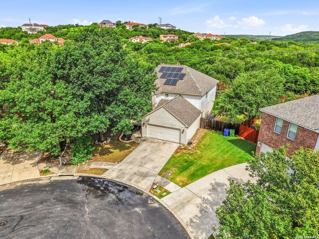 8715 Sandia Cir, Helotes, TX 78023