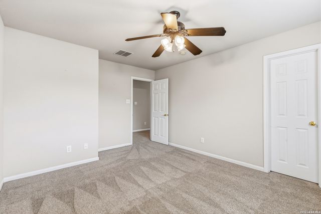 8715 Sandia Cir, Helotes, TX 78023