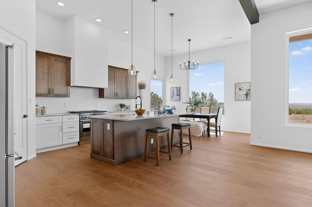 91 Cerro Alto Road, Lamy, NM 87540