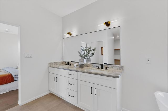91 Cerro Alto Road, Lamy, NM 87540