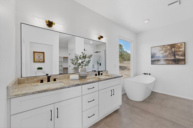 91 Cerro Alto Road, Lamy, NM 87540