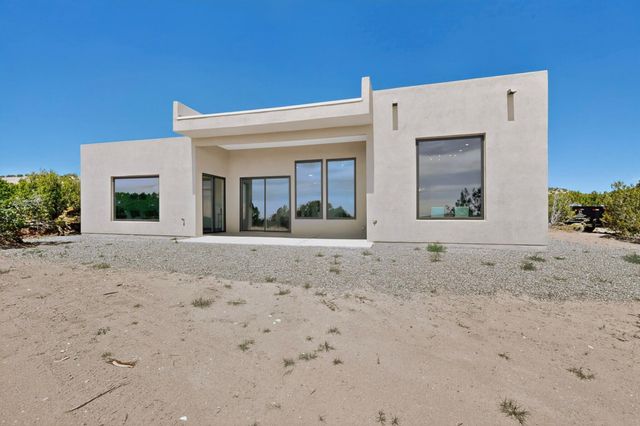 91 Cerro Alto Road, Lamy, NM 87540