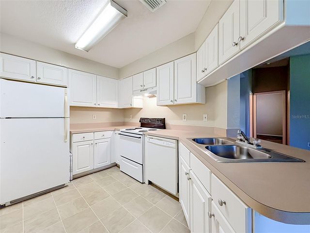 2550 N ALAFAYA TRAIL 12205, Orlando, FL 32826