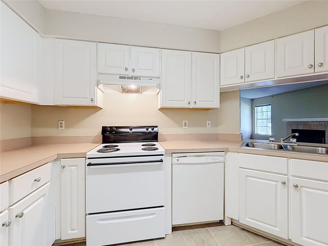 2550 N ALAFAYA TRAIL 12205, Orlando, FL 32826