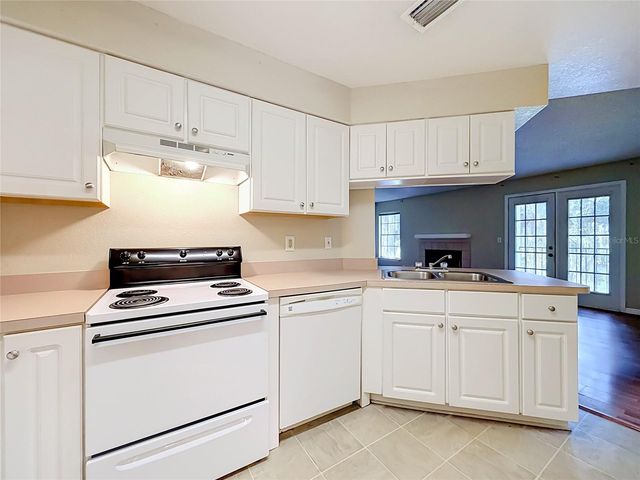 2550 N ALAFAYA TRAIL 12205, Orlando, FL 32826