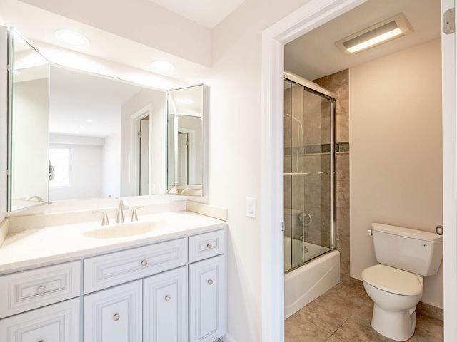 222 Main Street 504, Evanston, IL 60202