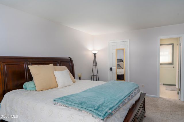 24 Old Deer Camp Road, Saratoga Springs, NY 12866