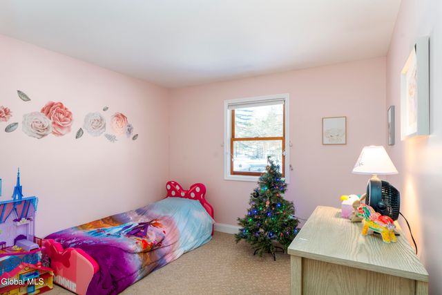 24 Old Deer Camp Road, Saratoga Springs, NY 12866