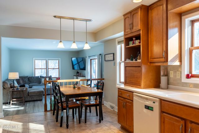 24 Old Deer Camp Road, Saratoga Springs, NY 12866