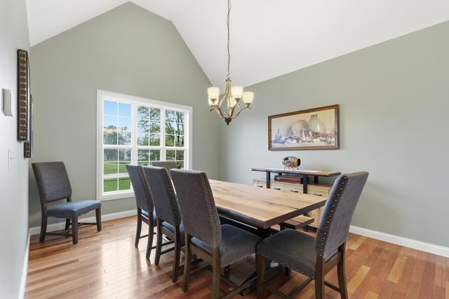 186 Buckskin Lane, Valparaiso, IN 46383