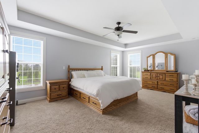 186 Buckskin Lane, Valparaiso, IN 46383