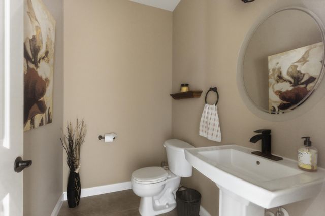 186 Buckskin Lane, Valparaiso, IN 46383