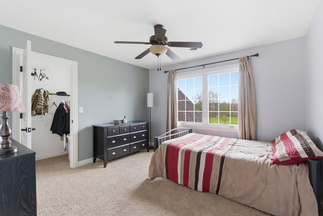 186 Buckskin Lane, Valparaiso, IN 46383