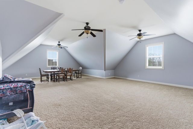 186 Buckskin Lane, Valparaiso, IN 46383
