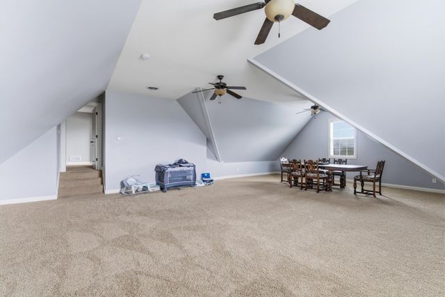 186 Buckskin Lane, Valparaiso, IN 46383