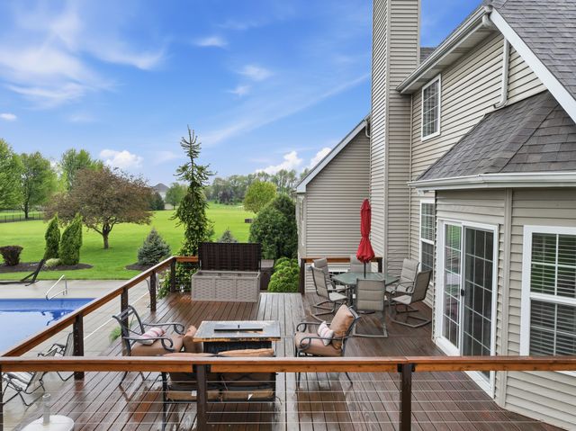 186 Buckskin Lane, Valparaiso, IN 46383