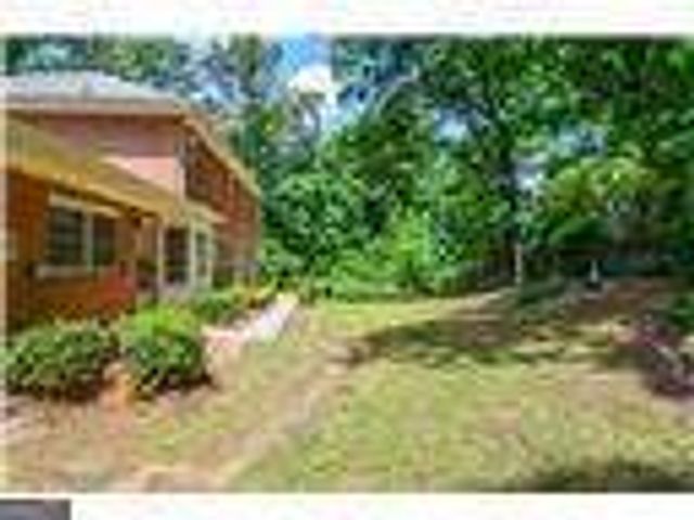 2144 Masonwood Circle, Snellville, GA 30078