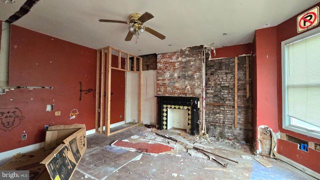 902 S 47TH ST, Philadelphia, PA 19143