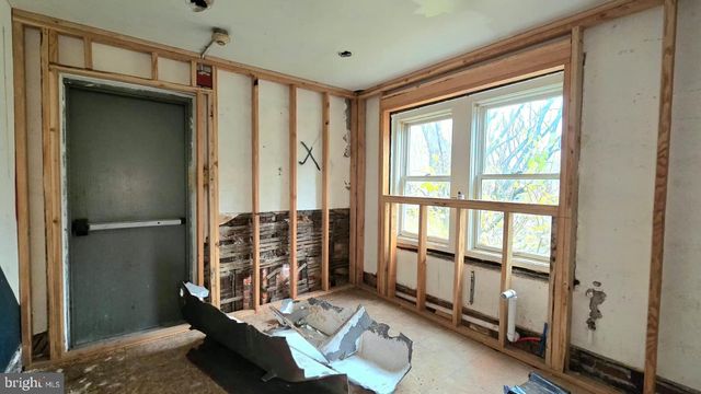 902 S 47TH ST, Philadelphia, PA 19143