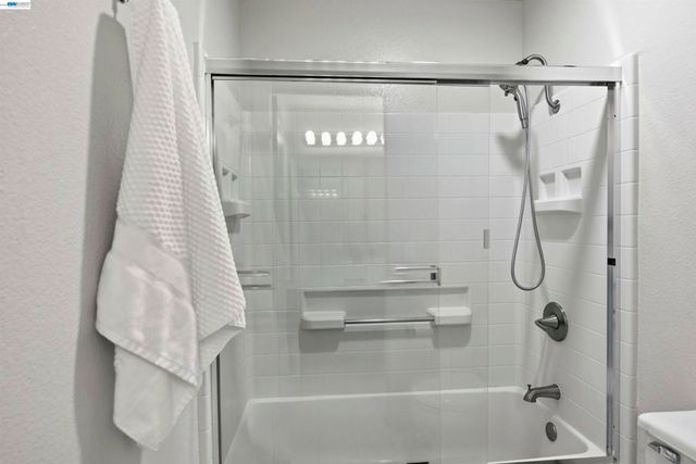 1881 Serpentine Dr, Union City, CA 94587