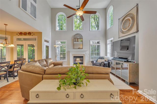 5709 Woodridge Court NW, Concord, NC 28027
