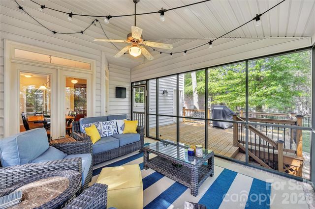 5709 Woodridge Court NW, Concord, NC 28027