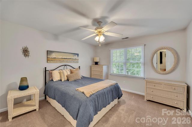 5709 Woodridge Court NW, Concord, NC 28027