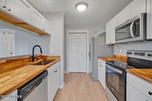 809 March Court K, Wilmington, NC 28405