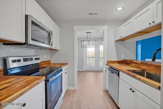 809 March Court K, Wilmington, NC 28405