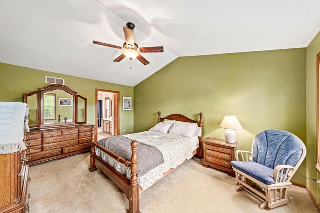 2966 Gateway AVENUE, Hartford, WI 53027