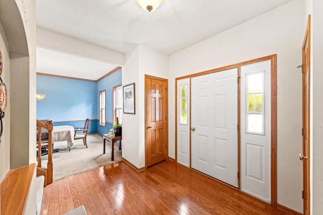 2966 Gateway AVENUE, Hartford, WI 53027