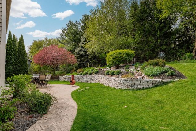 2966 Gateway AVENUE, Hartford, WI 53027