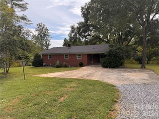 1167 Piedmont Road, Morganton, NC 28655