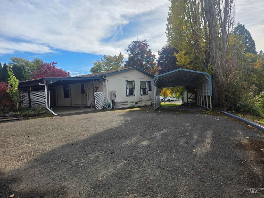 302 Tiffany Ln, Culdesac, ID 83524 photo 2