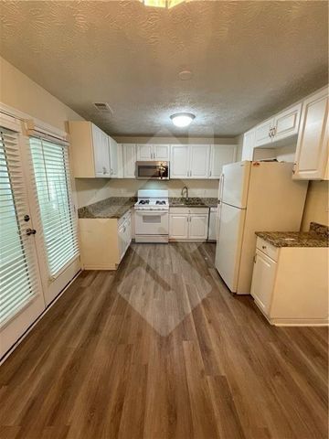 4267 Grogan Street NW, Acworth, GA 30101