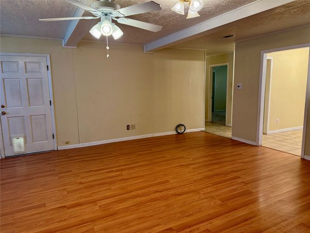 505 S San Jacinto Street, Whitney, TX 76692