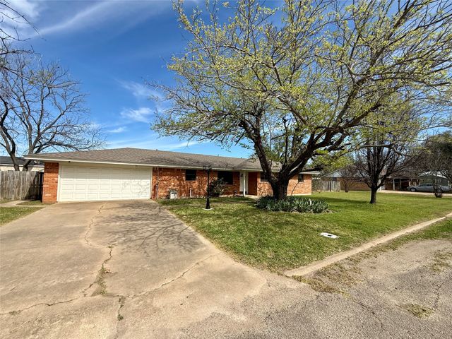 505 S San Jacinto Street, Whitney, TX 76692