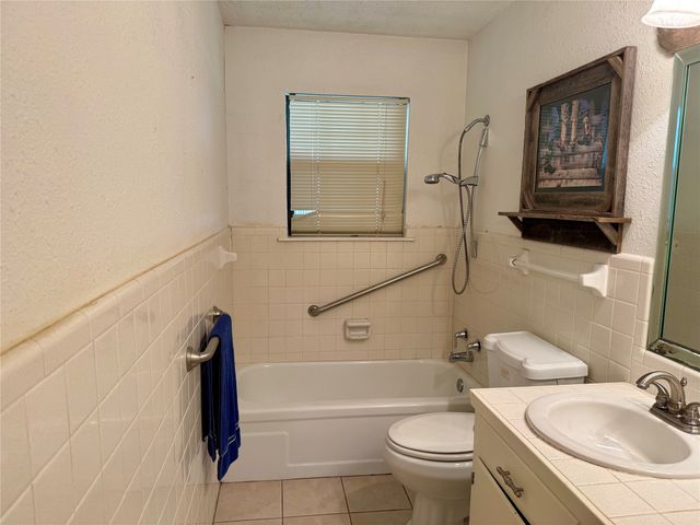 505 S San Jacinto Street, Whitney, TX 76692