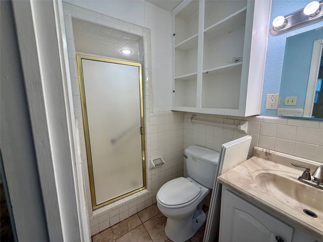 505 S San Jacinto Street, Whitney, TX 76692