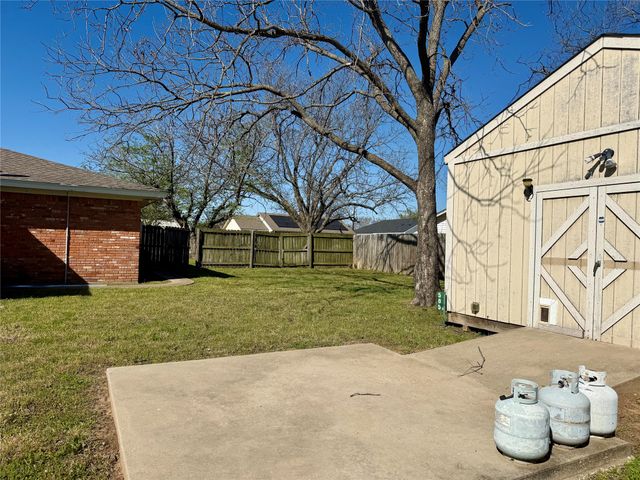 505 S San Jacinto Street, Whitney, TX 76692