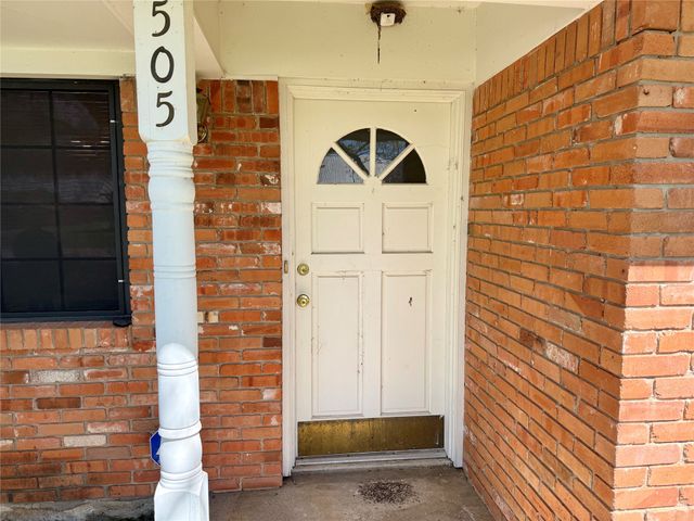 505 S San Jacinto Street, Whitney, TX 76692