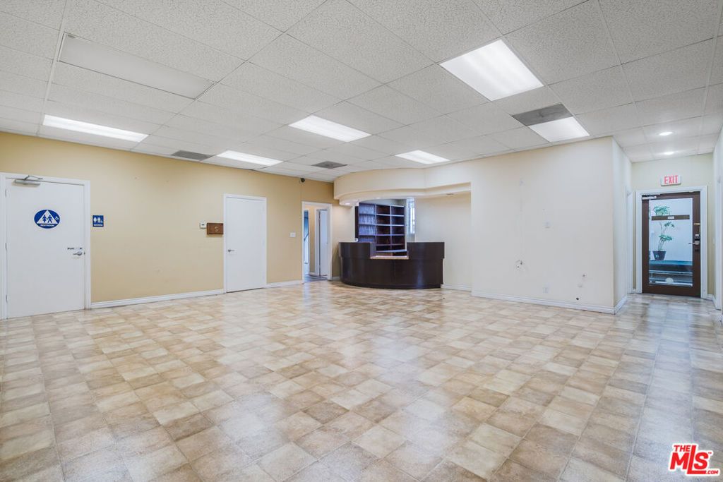 866 S Westmoreland Avenue, Los Angeles, CA 90005 — photo 5