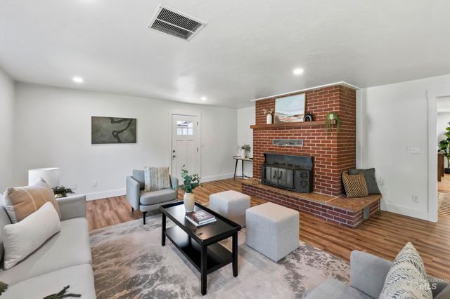 2802 S Inglewood Road, Boise, ID 83705