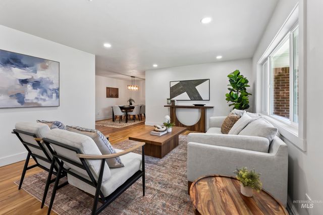 2802 S Inglewood Road, Boise, ID 83705