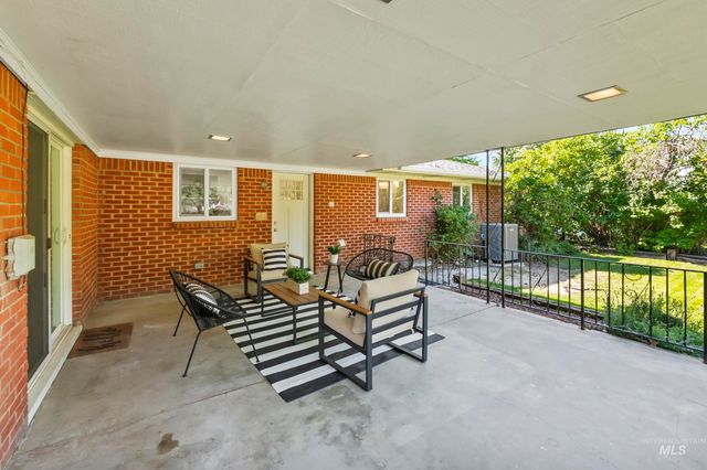 2802 S Inglewood Road, Boise, ID 83705