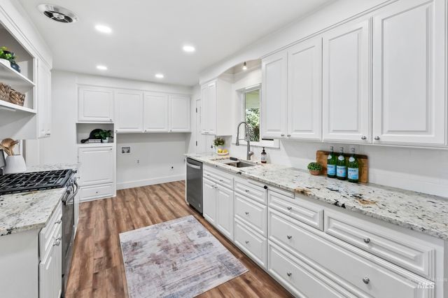 2802 S Inglewood Road, Boise, ID 83705