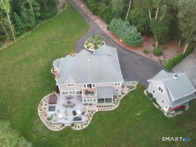 262 Mungertown Road, Madison, CT 06443