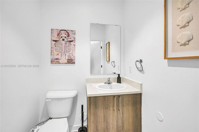 170 NW 158th St 7, Miami, FL 33169