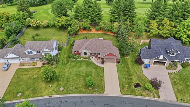 2311 Golf View Drive, River Falls, WI 54022