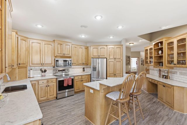 2311 Golf View Drive, River Falls, WI 54022